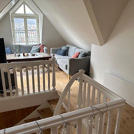 Sjarmerende Bolig Like Ved Togstasjonen Apartment Bergen Luaran gambar