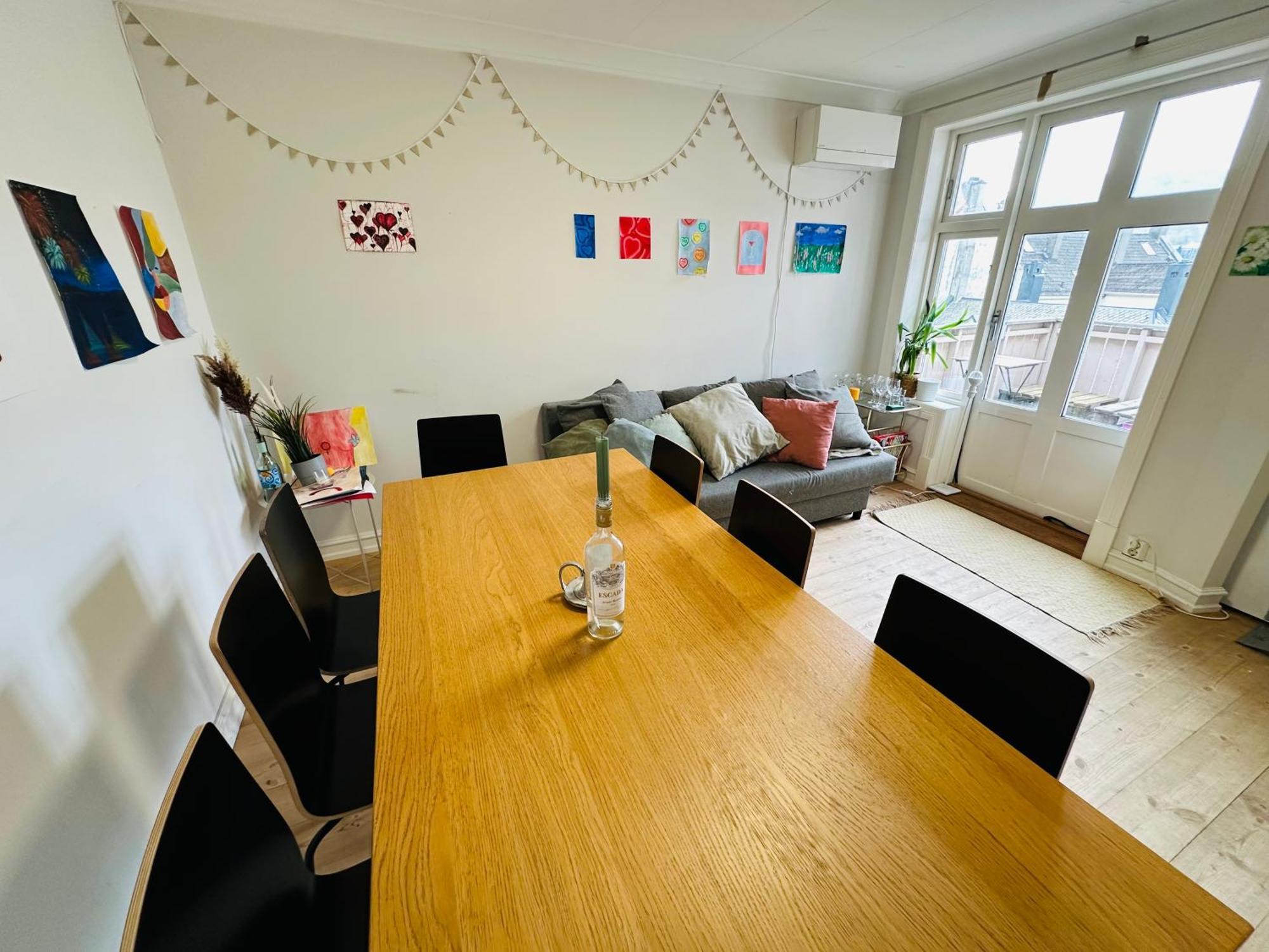 Sjarmerende Bolig Like Ved Togstasjonen Apartment Bergen Luaran gambar