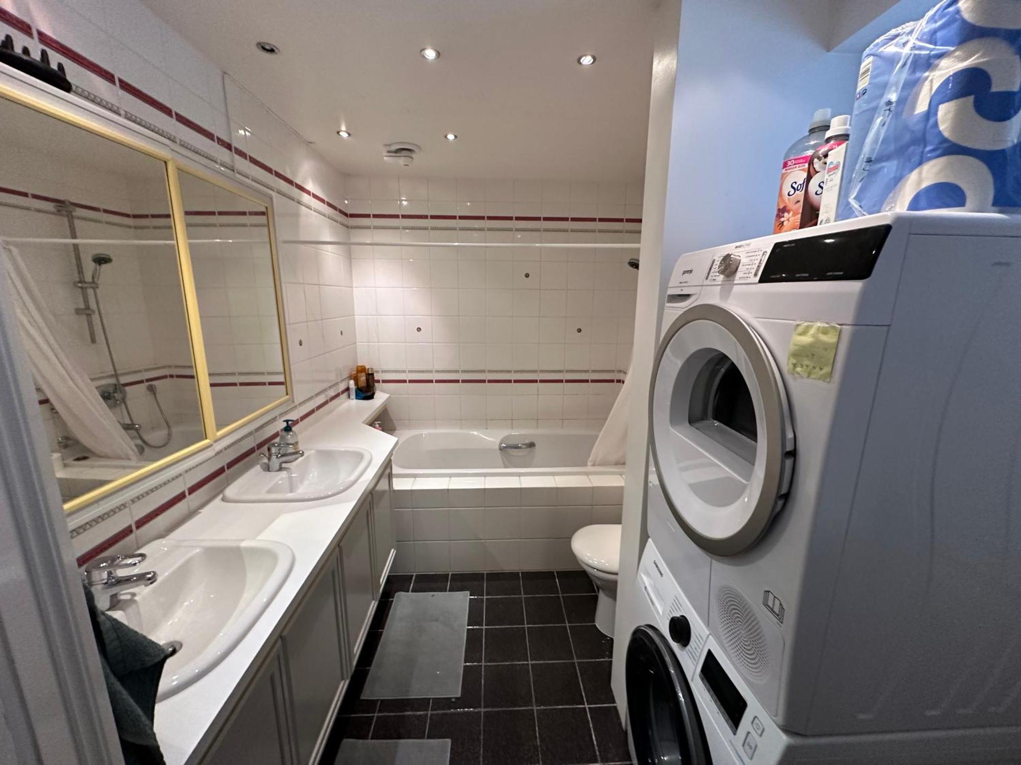 Sjarmerende Bolig Like Ved Togstasjonen Apartment Bergen Luaran gambar